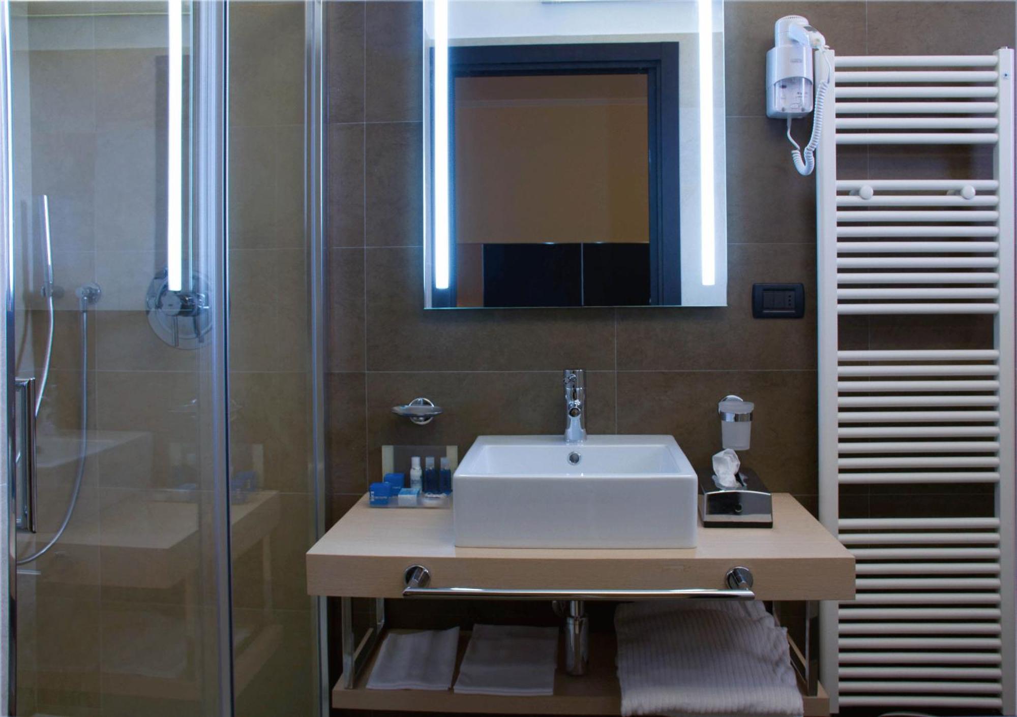 Hotel Imperial San Benedetto del Tronto Ngoại thất bức ảnh