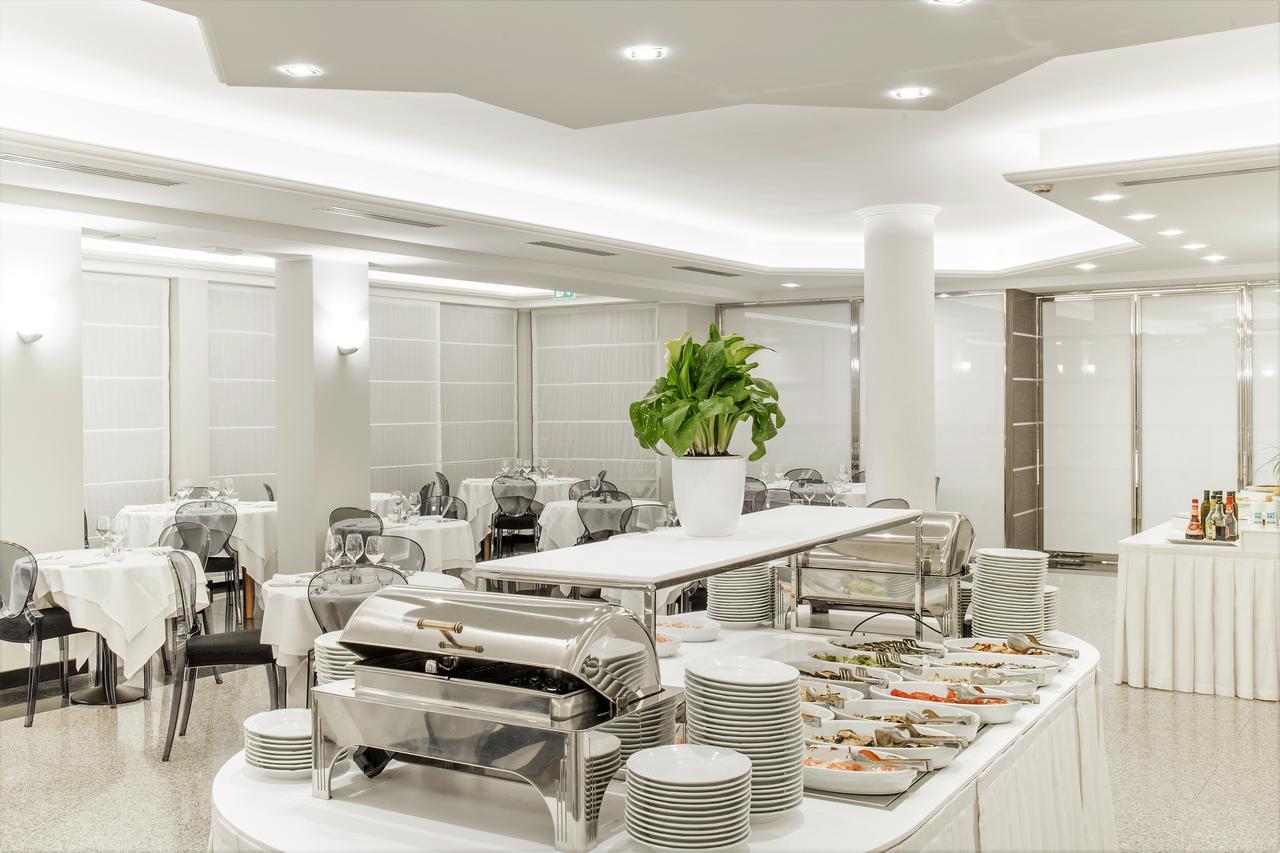 Hotel Imperial San Benedetto del Tronto Ngoại thất bức ảnh
