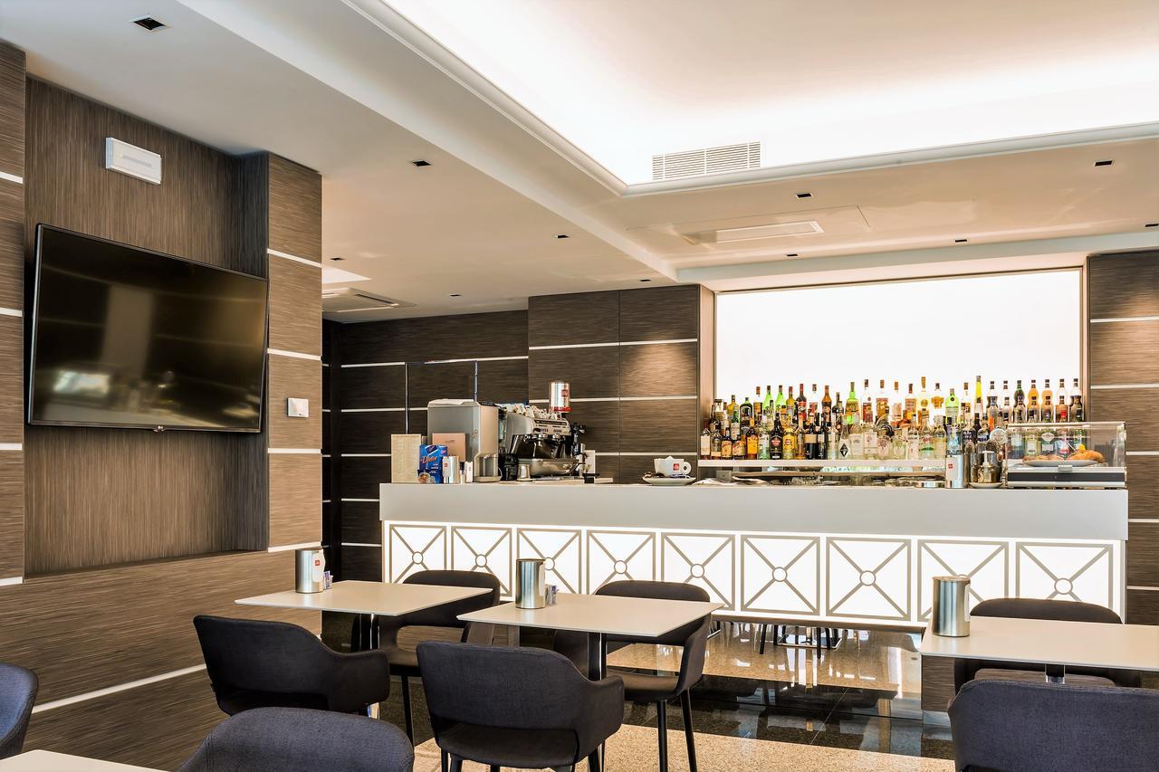 Hotel Imperial San Benedetto del Tronto Ngoại thất bức ảnh