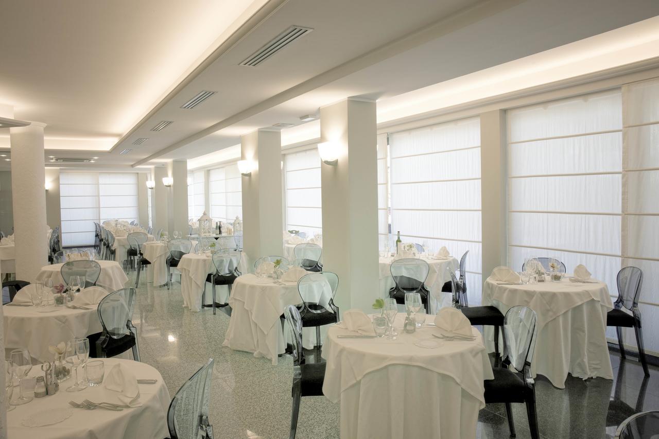 Hotel Imperial San Benedetto del Tronto Ngoại thất bức ảnh