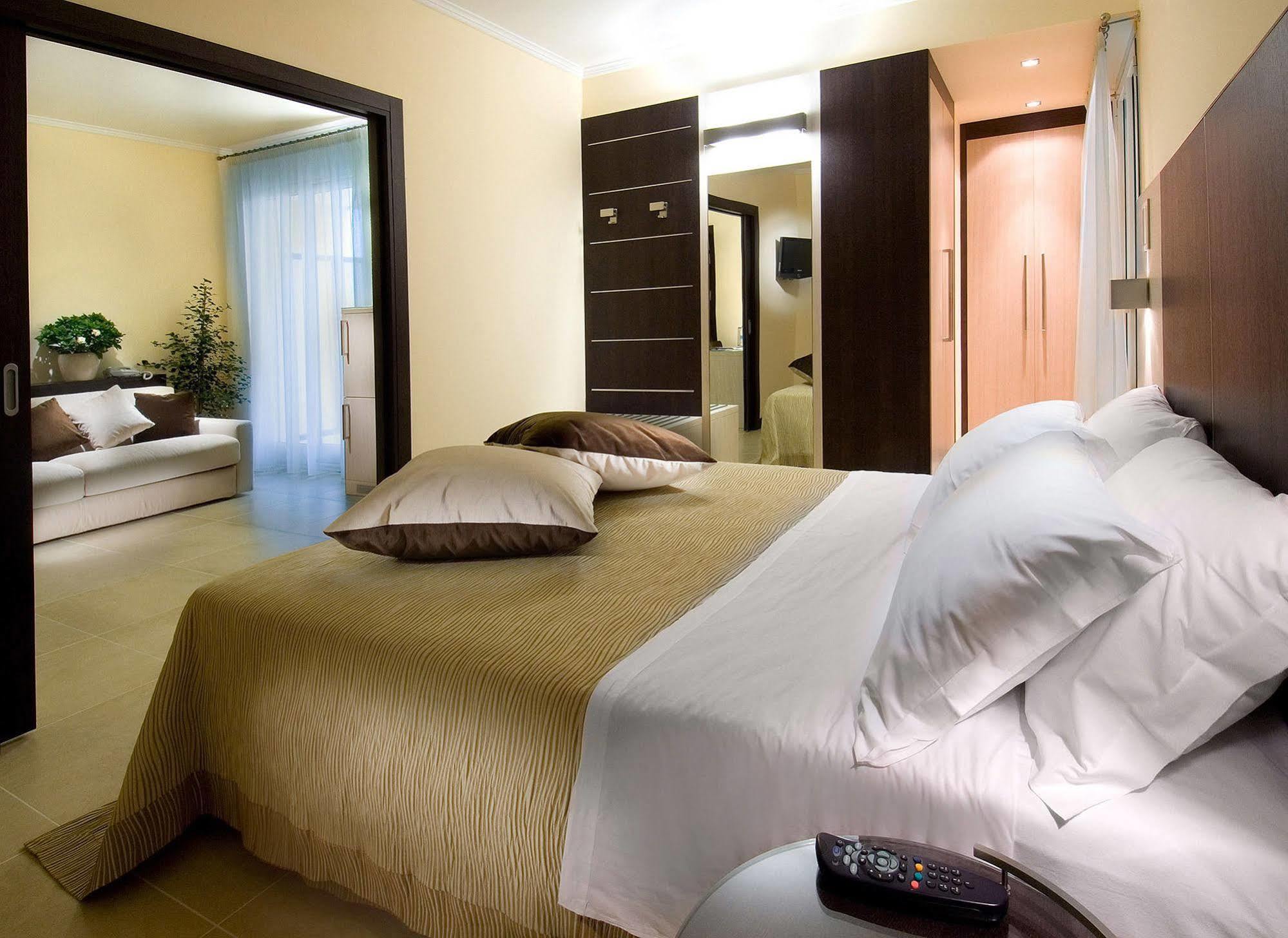 Hotel Imperial San Benedetto del Tronto Ngoại thất bức ảnh