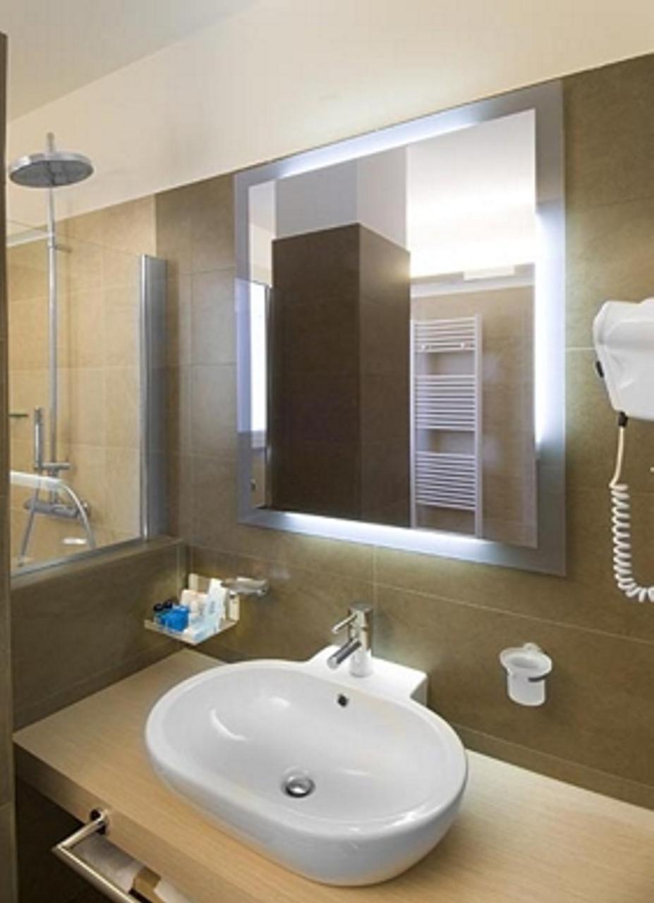 Hotel Imperial San Benedetto del Tronto Phòng bức ảnh