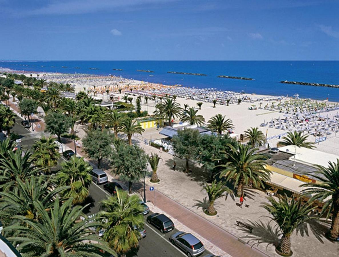 Hotel Imperial San Benedetto del Tronto Ngoại thất bức ảnh