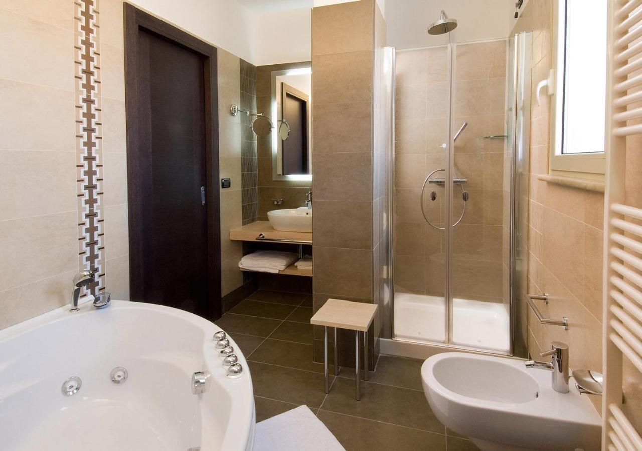 Hotel Imperial San Benedetto del Tronto Phòng bức ảnh